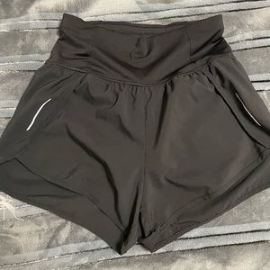 All in motion shorts